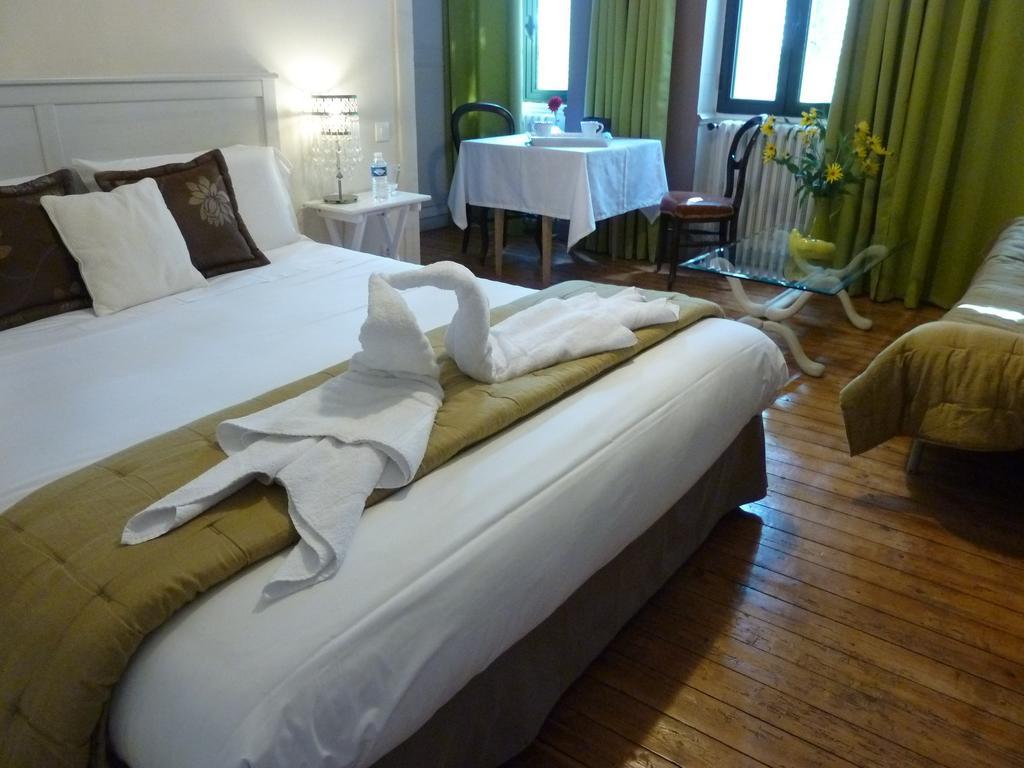 Chambre D'Hotes "Le Village" Villenouvelle Екстер'єр фото