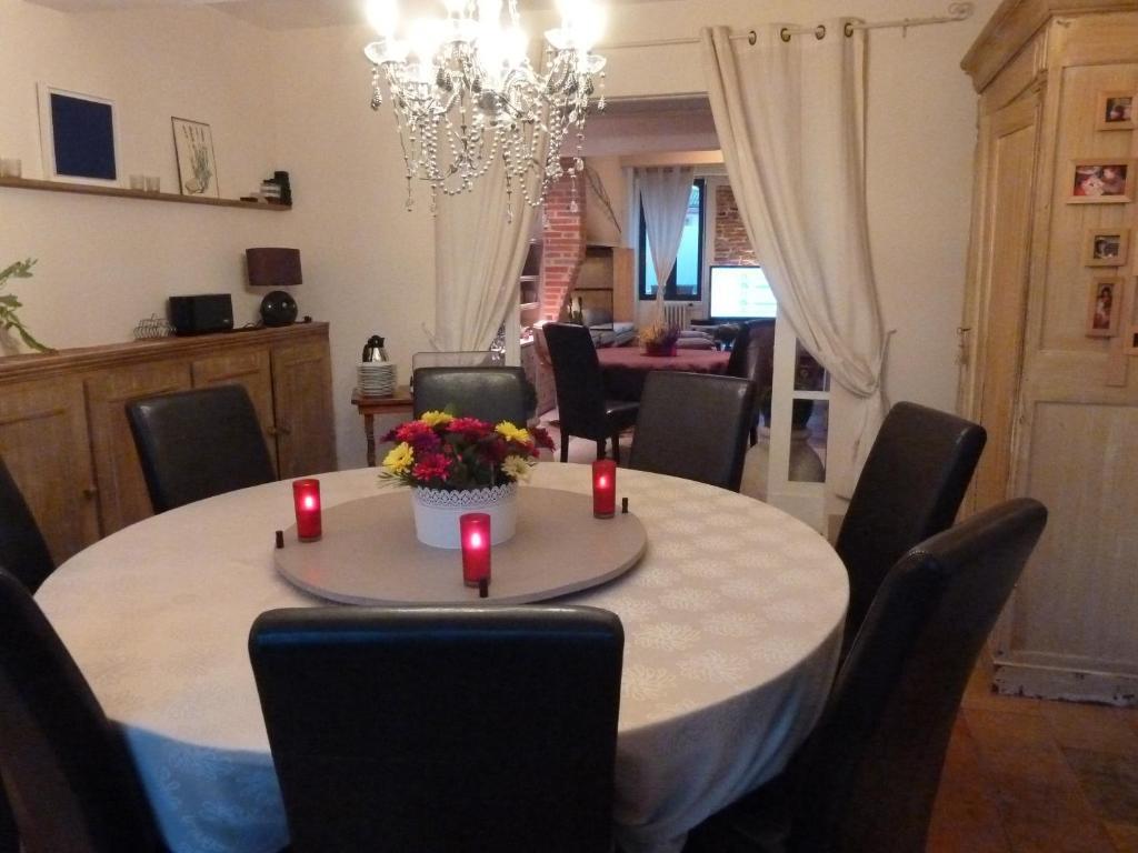 Chambre D'Hotes "Le Village" Villenouvelle Екстер'єр фото