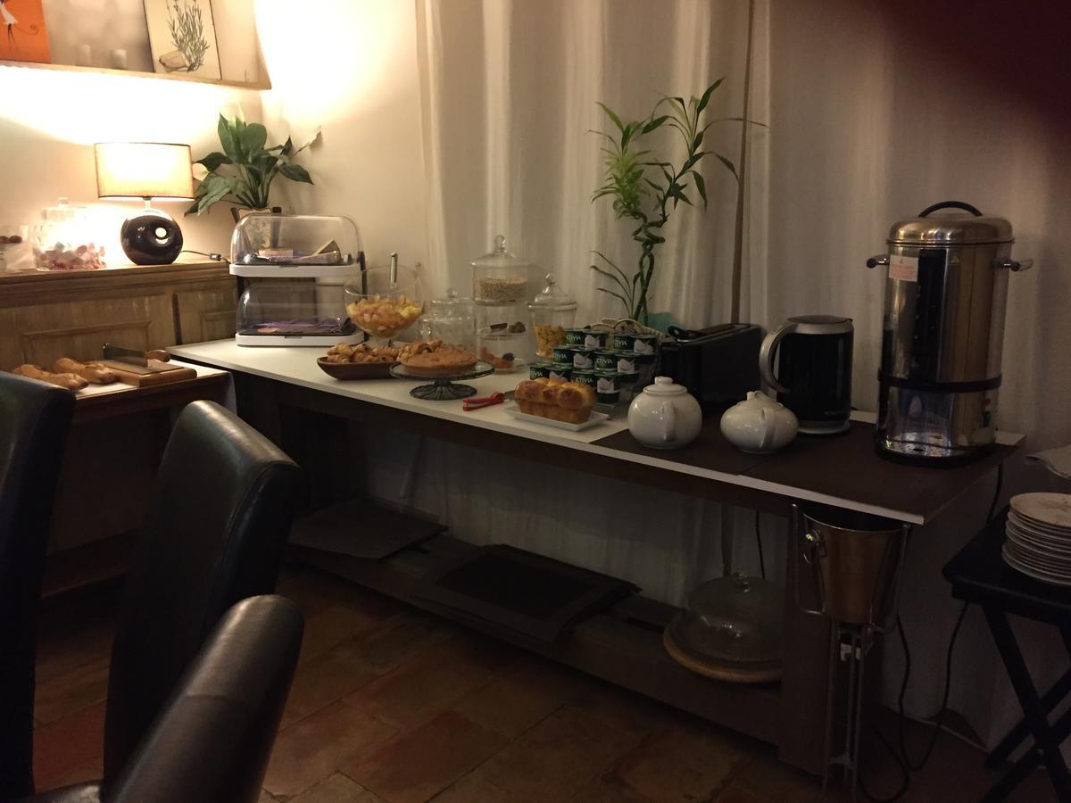Chambre D'Hotes "Le Village" Villenouvelle Екстер'єр фото